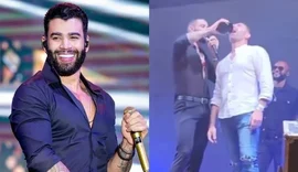 Fã é retirado de maca após beber com Gusttavo Lima durante show