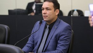 Dudu Ronalsa solicita criação do cargo de psicólogo na Perícia de Alagoas