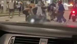 PC inicia investigação e busca novas imagens de torcedores suspeitos de agredir jovem na Avenida da Paz
