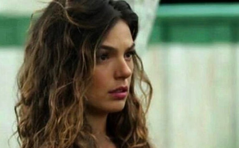 Por gravidez, Isis Valverde deixa elenco de novela da Globo