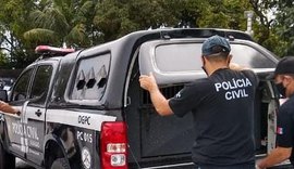PC prende dois homens por tráfico de drogas e ameaça contra mulher