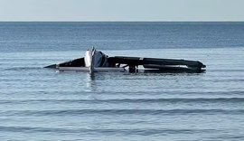 Cinco pessoas morrem em queda de avião policial no mar na Tailândia