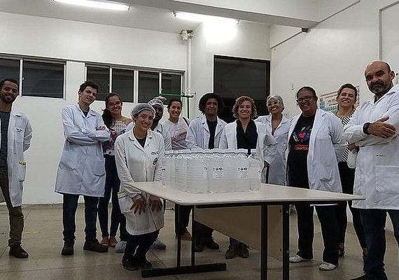 Ufal e empresários se unem para produzir e doar álcool em gel