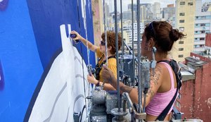 Em homenagem aos 120 anos de Nise da Silveira, artista cria mural gigante em prédio de São Paulo
