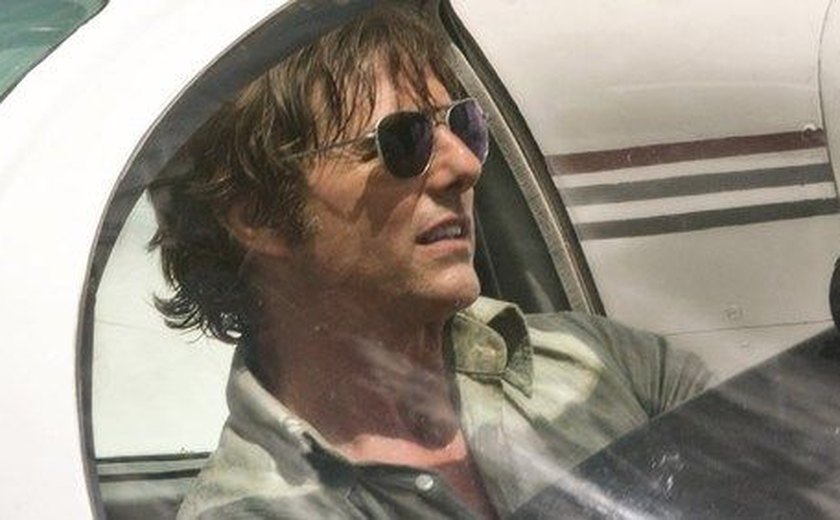 Famílias de vítimas culpam Tom Cruise por acidente aéreo em set de filme