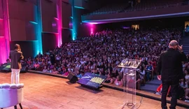 Empreendedoras lotam o Teatro Gustavo Leite na 2ª edição do Entre Elas