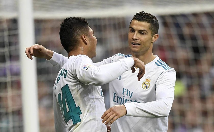 Benzema, Casemiro e Cristiano Ronaldo marcam e Real vence o Málaga