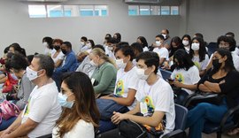 Projeto Jovem Juiz leva 40 estudantes de escolas públicas para acompanhar júri