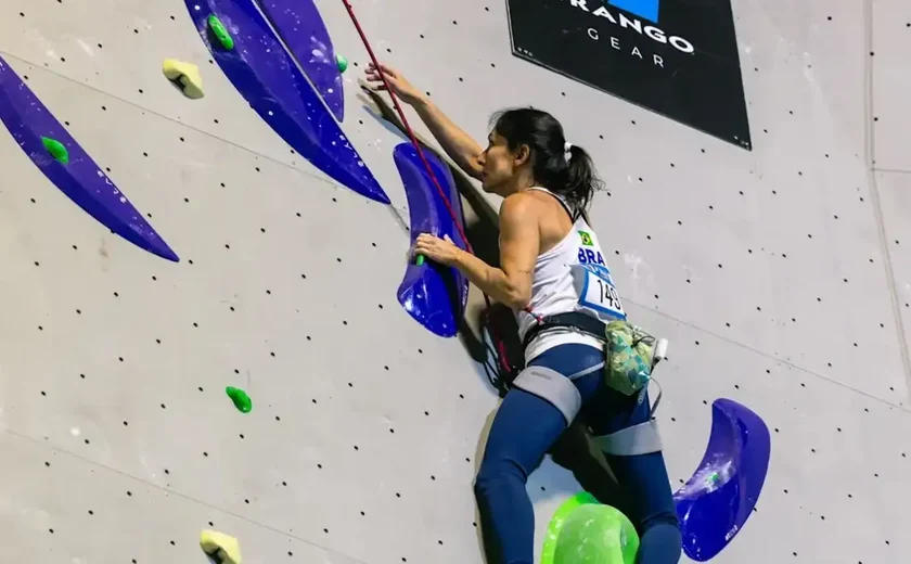 Marina Dias é ouro na etapa de Laval da Copa do Mundo de paraescalada