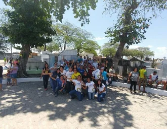 Comunidade Católica Shalom promove evento de evangelização no Dia de Finados