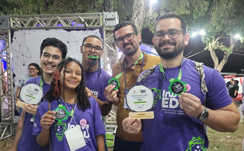 Escolas estaduais brilham em evento de iniciação científica e levam 15 premiações