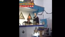 Vídeo de Bolsonaro pedindo votos na maçonaria viraliza nas redes; 'traidor' dispara bolsonarista