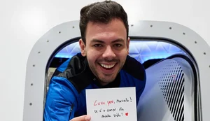 Victor Hespanha viaja em nave de Bezos e se torna o segundo brasileiro a ir ao espaço