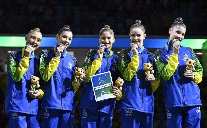 Brasil repete feito do conjunto geral e é prata na série mista