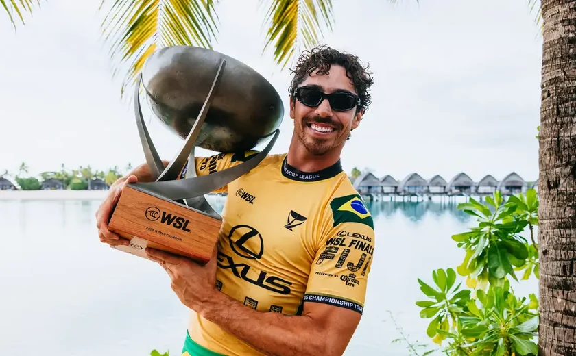 Inspirado em Ronaldo, Yago Dora destaca supremacia brasileira no surfe