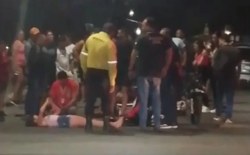 Casal fica ferido após colisão entre moto e veículo de passeio em Arapiraca