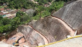 Obra de contenção definitiva de encosta chega a 75% de avanço na Grota da Alegria