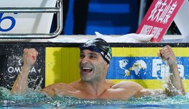 Aos 42 anos, Nicholas Santos é tetracampeão mundial nos 50m borboleta