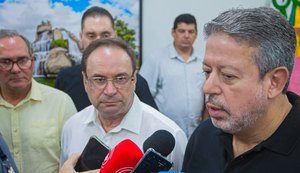 Em Arapiraca, Lira diz que há esperança da reforma tributária ser apreciada até junho