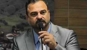 Prefeito de Maribondo emite nota de esclarecimento para contestar vereador
