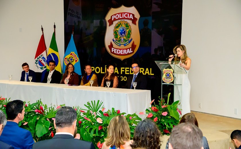 Nova superintendente regional da Polícia Federal em Alagoas toma posse