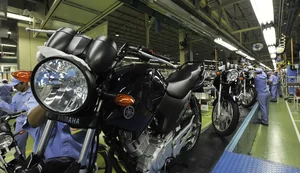 Produção industrial fica estável em janeiro, após três meses de baixa