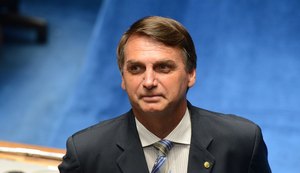 Bolsonaro diz que avalia reduzir para 4% imposto sobre produtos de TI