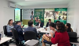 Danos causados pelo afundamento do solo a escolas e creches municipais são avaliados em reunião
