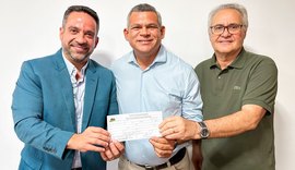 Paulo e Renan filiam mais três prefeitos ao MDB Alagoas
