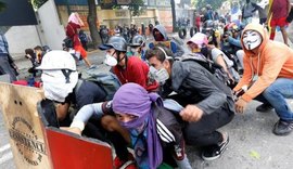 EUA sancionam autoridades da Venezuela; homem é morto em greve anti-Maduro