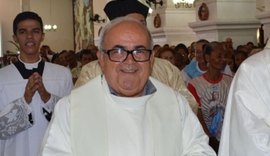Padre alagoano sofre intimidação por participar do ato 'Ele Não'