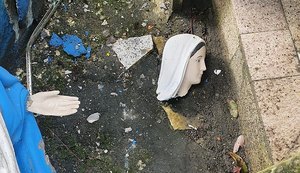 Vândalos destroem imagem de santa no Salvador Lyra