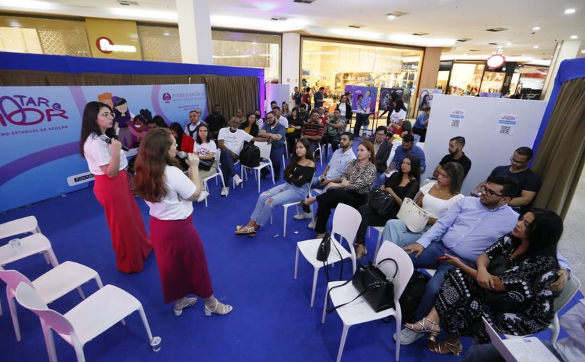 TJ/AL orienta estudantes e pretendentes a adoção sobre o processo legal