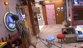 Alagoano Bruno Gaga aperta botão e desiste do BBB 23