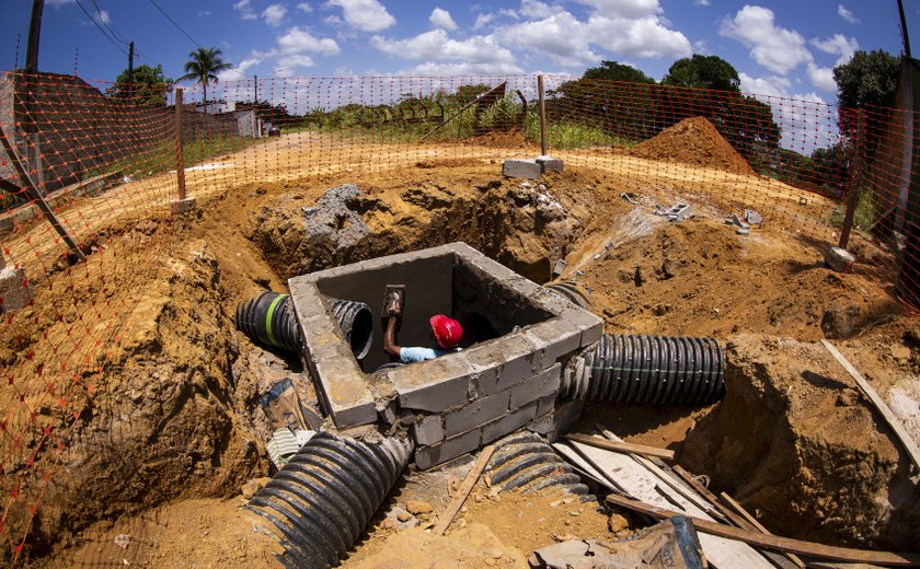 Via do Antares recebe obras de drenagem