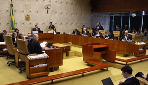 STF adia decisão sobre pensão por morte em uniões estáveis simultâneas