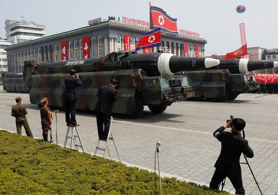 Coreia do Norte lança míssil, mas teste falha, diz Seul