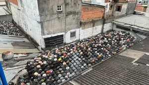 Polícia apreende mais de três mil peças de motos