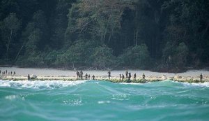 Missionário americano é morto por povo isolado na Índia, dizem fontes policiais