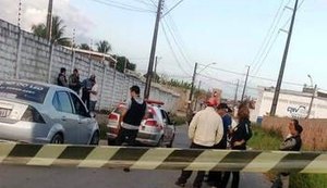 Motorista de aplicativo é executado a tiros dentro do carro no Antares