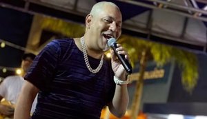 Cantor Chrigor, ex-Exaltasamba, é internado após sentir fortes dores