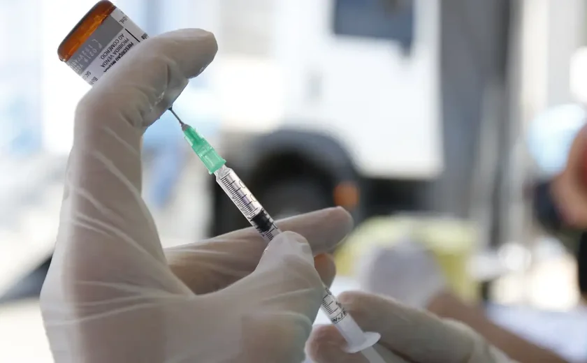 Campanha Nacional de Multivacinação começa nesta segunda-feira (6) em todo o país