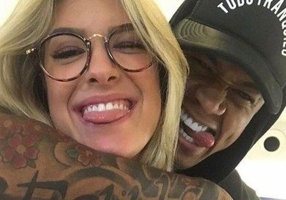 Léo Santana assume namoro com dançarina do Faustão: 'Minha santinha linda'