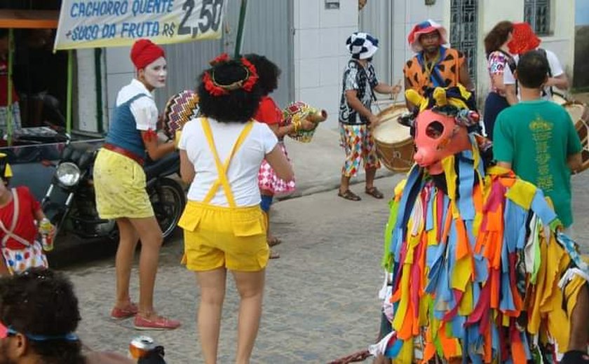 Bloco do Bobo defende Carnaval de Maceio há 22 anos no sábado de Zé Pereira