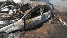 Caminhão e carro colidem, ambos pegam fogo e condutor morre em Água Branca