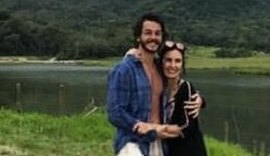 Fátima Bernardes posa abraçadinha ao novo namorado