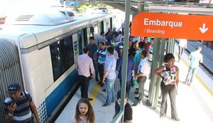 Estação de trem no Mercado do Artesanato começa a funcionar