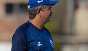 CSA faz último treino no CT do Athlético-PR e deve mudar time