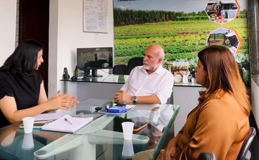 Prefeita e secretária vão ao Incra e Iteral na busca de cidadania para os agricultores