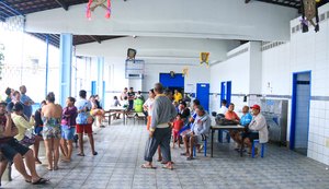 Escolas da rede estadual de ensino servem de abrigo para mais de 300 pessoas em Maceió